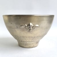 030 銀彩茶碗　天使　12.7×7.8cm