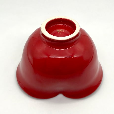 B139 猪目茶碗　緋(あけ)  　13.6×8.9cm