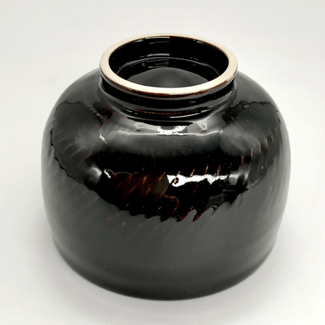 169 十字架天目茶碗　千　10.5×8.0cm