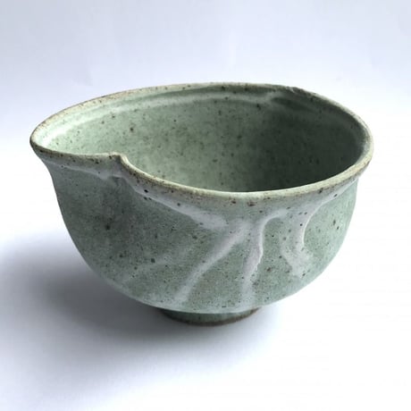 340 猪目茶碗　鶯唐津　13.2×7.6cm