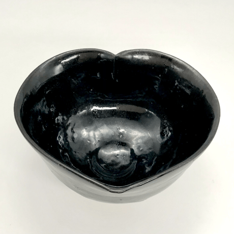 106  猪目茶碗　油滴天目　土モノ　12.5×7.5cm
