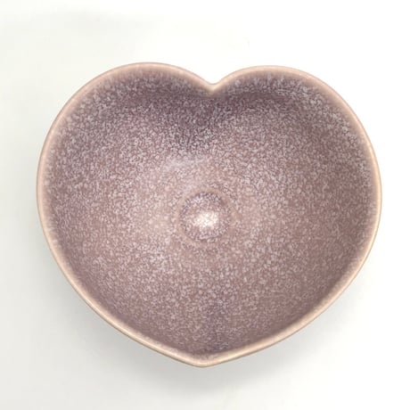 B149 猪目茶碗　紫苑珊瑚　14.2×7.9cm