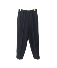 The tapered easy pants