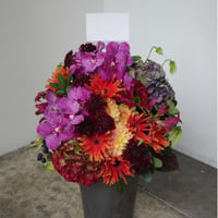 FRESH FLOWER ARRANGEMENT LL