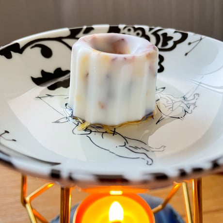 カラフルハーブ・アロマ・ソイワックスメルト（天然ソイワックス/飲用グレードハーブ/フレグランスオイル/香り2種/カヌレ型）1セット6個入り