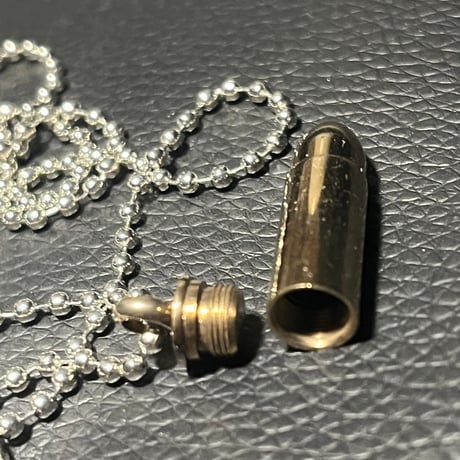 処分品　ロケットペンダントエネルギー