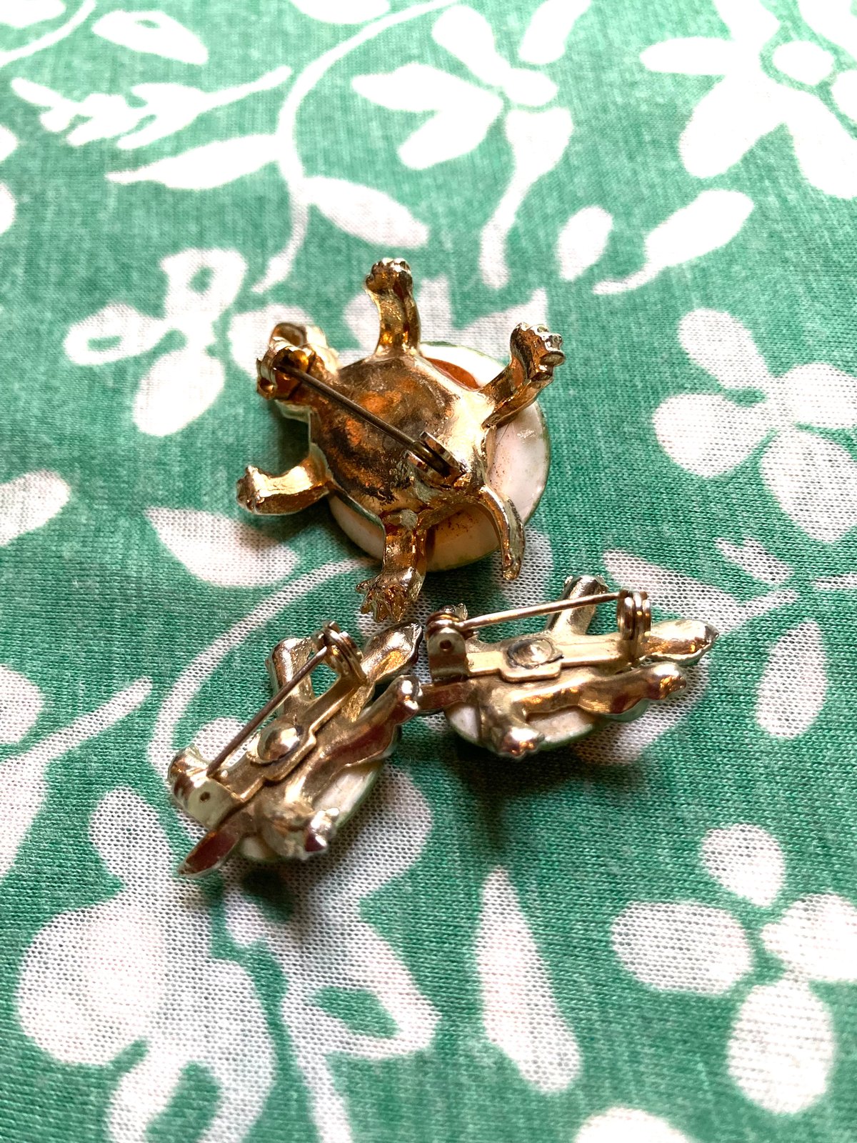 【希少！】ブローチ(亀) ブローチメタル製亀ファミリーSet of 5 | Antiques & Collectible