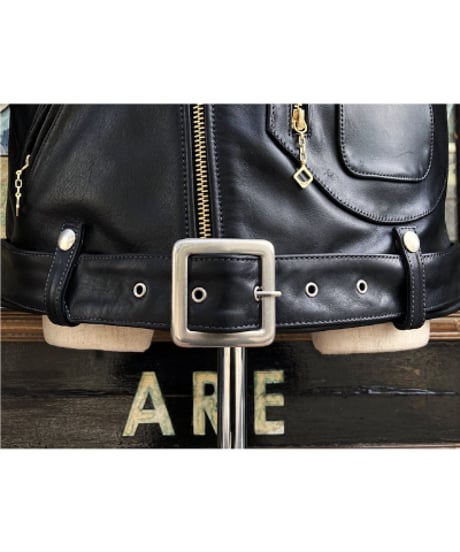 D-Pocket Motor Cycle Leather Jacket (With Epaulet Stud )【IPSL-LRJK003】