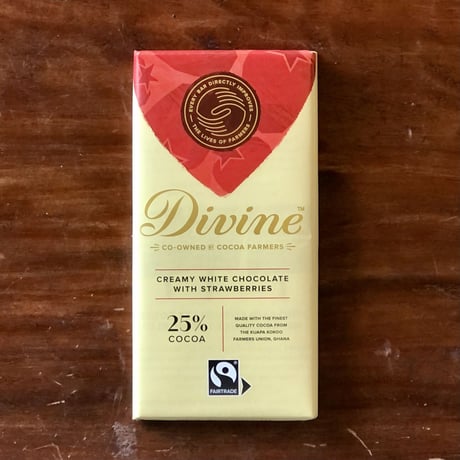 Divineフェアトレードチョコレート　ストロベリー・ホワイト　90g