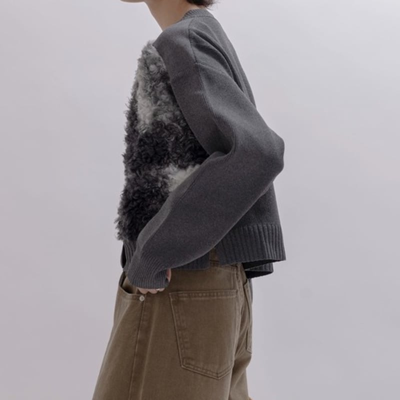 EImeeLaw(エイミーロー）ファードッキングロゴテープニットカーデ