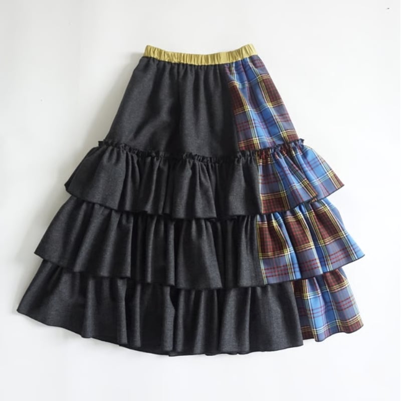 【新品】THOMAS MAGPIE チェック柄フレアスカート 新品】THOMAS MAGPIE チェック柄フレアスカート 受注予約商品