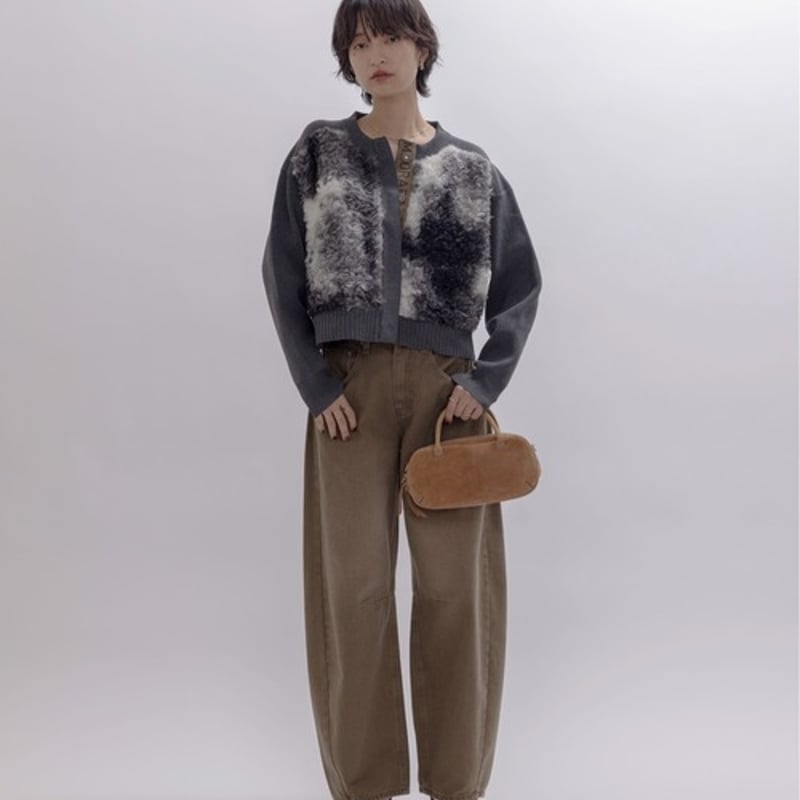 EImeeLaw(エイミーロー）ファードッキングロゴテープニットカーデ