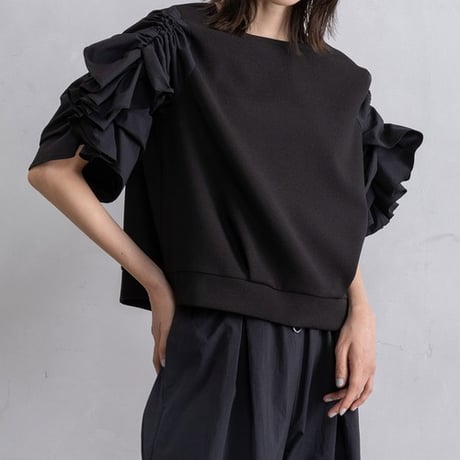 MARECHALTERRE(マルシャルテル）ラッフルスリーブトップス