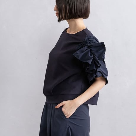 MARECHALTERRE(マルシャルテル）ラッフルスリーブトップス