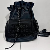 MAISONMAVERICKPRESENTS（メゾンマーヴェリックプレゼンツ）マーヴェリックナイロンドローストリングバッグ
