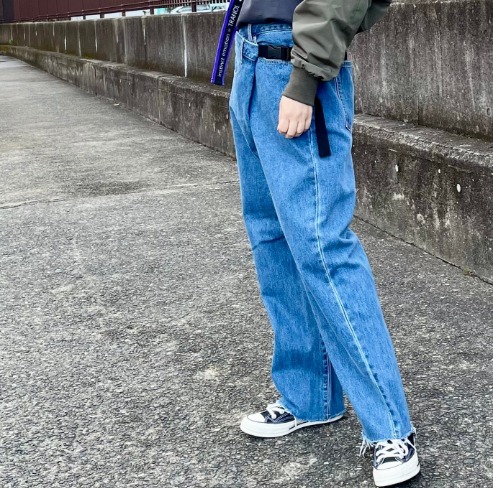 TRANOI.（トラノイ） アンバランスデニムジーンズ | ZAZABYS