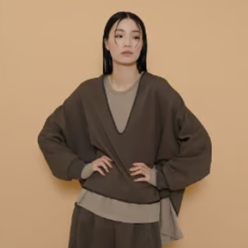 CYAN TOKYO ラウンドギャザーウォーム ドルマントップス CYAN TOKYO | ラウンドギャザーウォームドルマンTOPS | F・O・B STORE