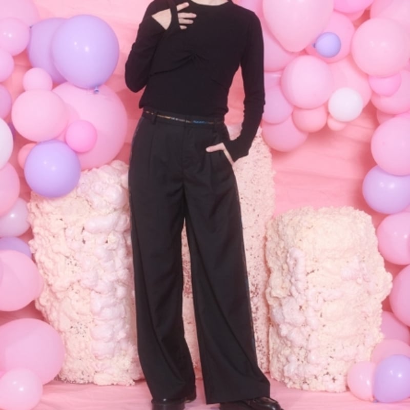 Thomas magpie(トーマスマグパイ） サイドラインフラワープリント