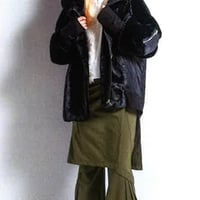 25AW予約アイテム　AULAAILA（アウラアイラ）ストレッチフレアパンツ