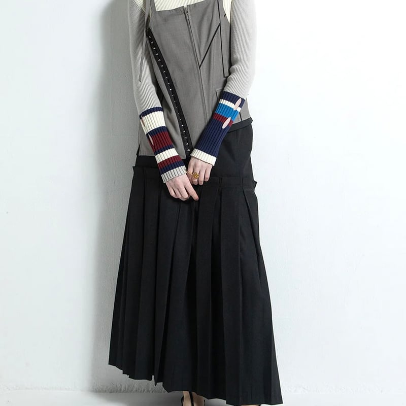 AULAAILA（アウラアイラ）バックプリーツキャミソールTOPS | ZAZABYS