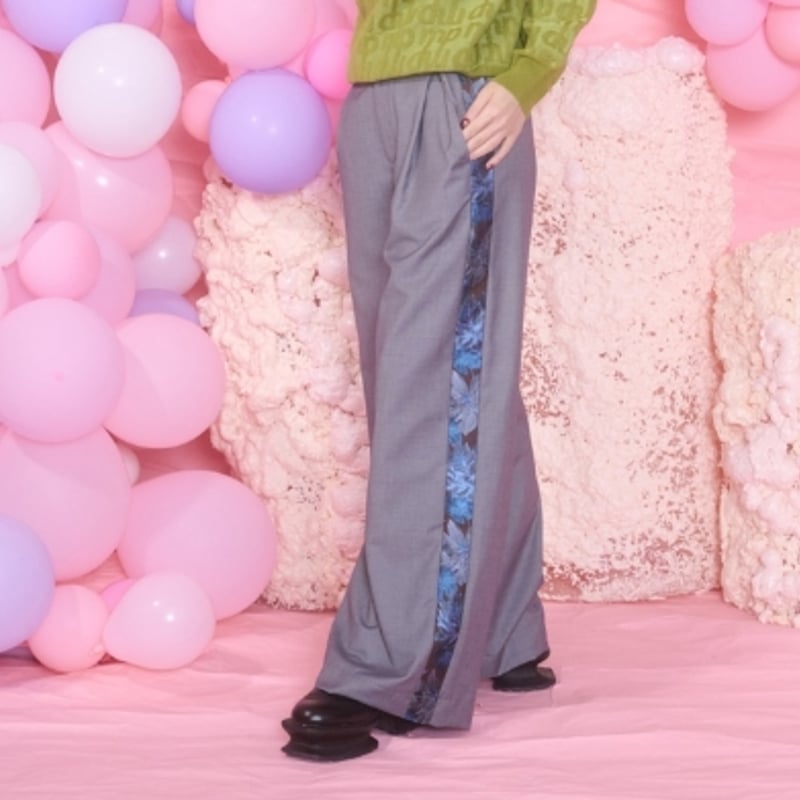 Thomas magpie(トーマスマグパイ） サイドラインフラワープリント