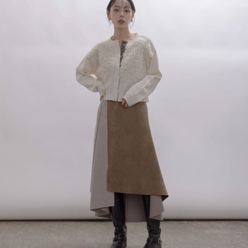 EImeeLaw(エイミーロー）ファードッキングロゴテープニットカーデ