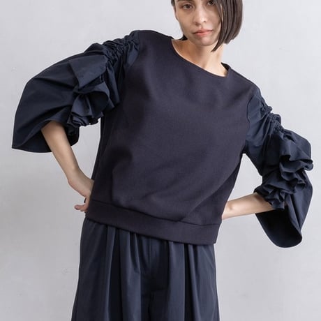MARECHALTERRE(マルシャルテル）ラッフルスリーブトップス