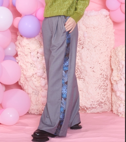 Thomas magpie(トーマスマグパイ） サイドラインフラワープリント