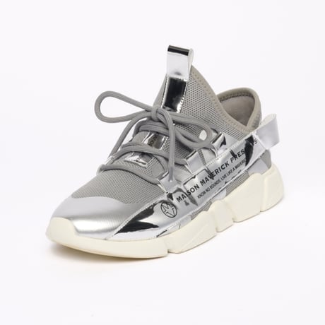 25Prefall 予約アイテム　MAISONMAVERICKPRESENTS(メゾンマーヴェリックプレゼンツ）レースアップダッドスニーカー