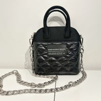 MAISONMAVERICKPRESENTS（メゾンマーヴェリックプレゼンツ）キルティングミニハンドバッグ