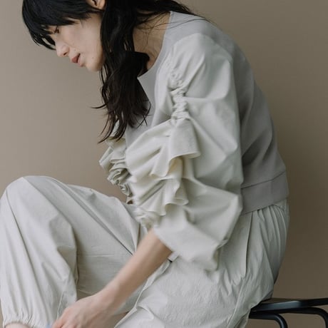 MARECHALTERRE(マルシャルテル）ラッフルスリーブトップス