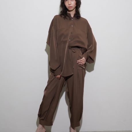 26SS予約アイテム　CYANTOKYO（シアントーキョー）ヘムタックグロッシーイージーパンツ