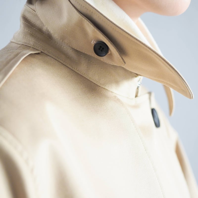 新見本工場　トレンチコートサイズ2 新品タグ付　　　　　　　ライナー付き はたやトレンチ 002CO ［ コットン × メリノウール ］ | 新見本工場