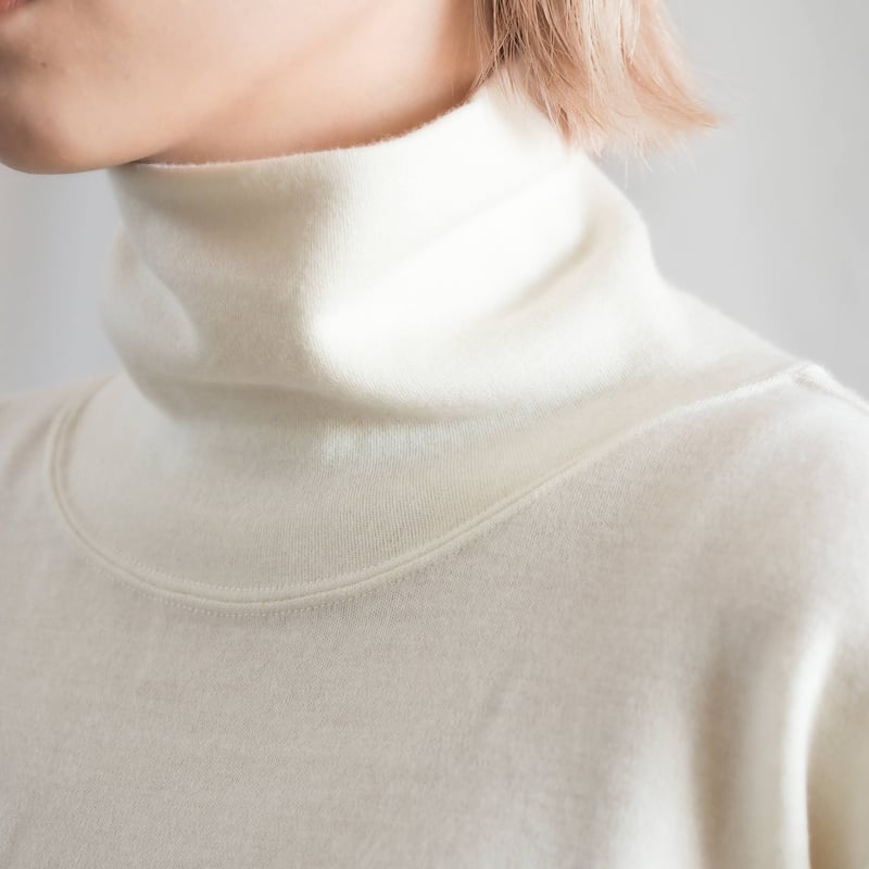 新見本工場　お下がりスリーブ　iti-03［ メリノウール ］ 羊毛Tシャツ ロング/s iti-11 ［ メリノウール ］ | 新見本工場