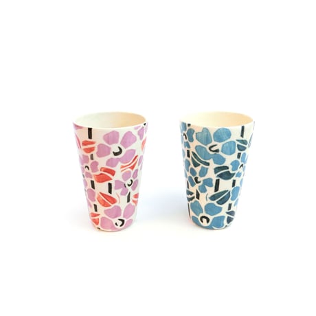 マグ ハンドメイド 陶器製 取っ手なし 北欧 カラフル コーヒーカップ ハイ・マグ「フラワー」ピンク | Anna Broström