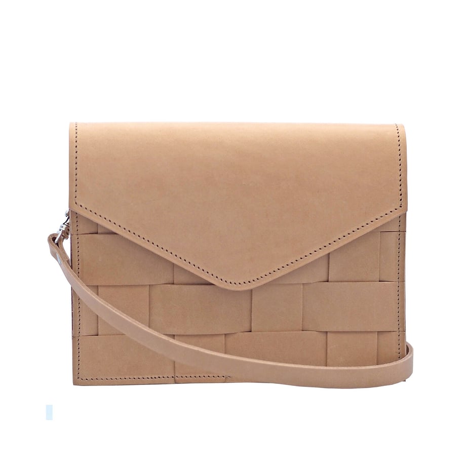 600fab16aaf0431f8e426cca