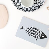 Nämä カッティングボード：「カーラ」