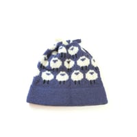 ビーニー ニット帽 ウール 手編み デンマーク製 | Hanne H「ヒツジ」