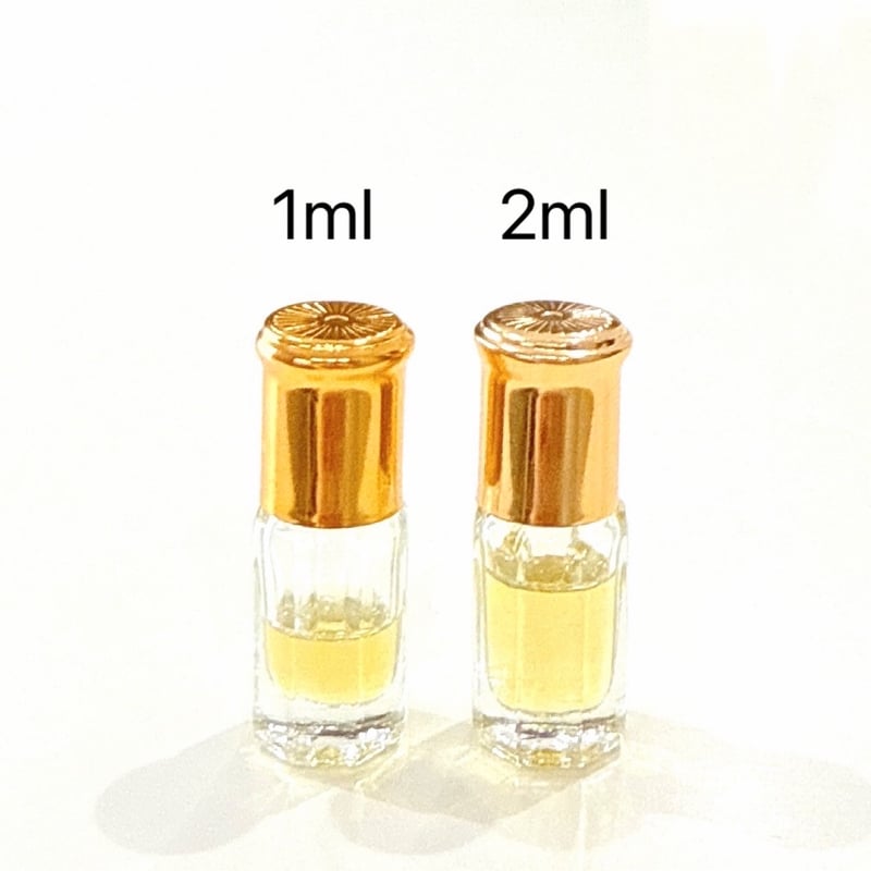 【エジプト香油40ml】ネフェルティティ【エジプト現地購入品】 エジプト香油40ml】ネフェルティティ【エジプト現地購入品】