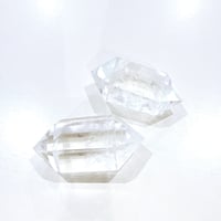 New✨虹入り🌈🤍ダブルポイントクリアクォーツ🤍お守りクリスタル