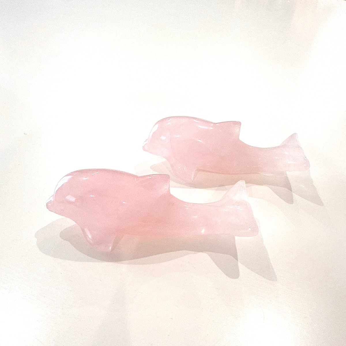 幸運のピンクイルカ❣️シーグラスアート　海の贈り物　ローズクォーツ　女性美　恋愛運 幸運のピンクイルカ️シーグラスアート 海の贈り物 ローズクォーツ