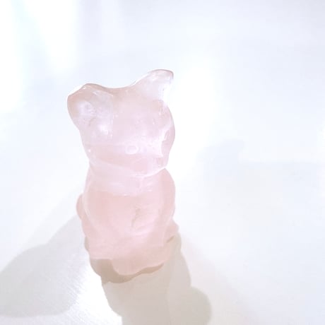 New✨🩷🐈ローズクォーツお座り猫ちゃん🩷お守りクリスタル🩷
