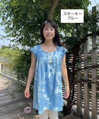 34002  ホワイトジンジャー柄チュニック