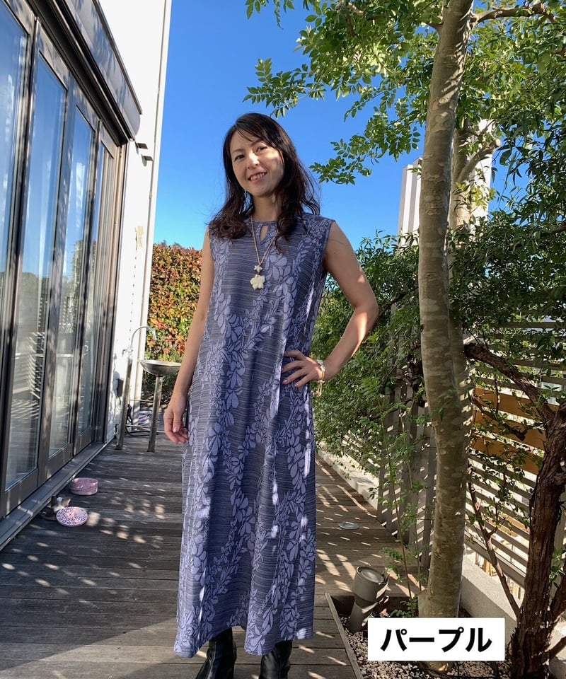 りか様　Pikake ガーデニアピカケレイ柄Vネックワンピース fit=scale-down,w=1200