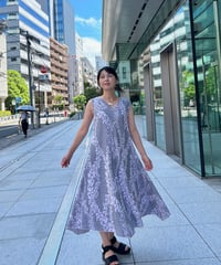 りか様　Pikake ガーデニアピカケレイ柄Vネックワンピース fit=scale-down,w=1200