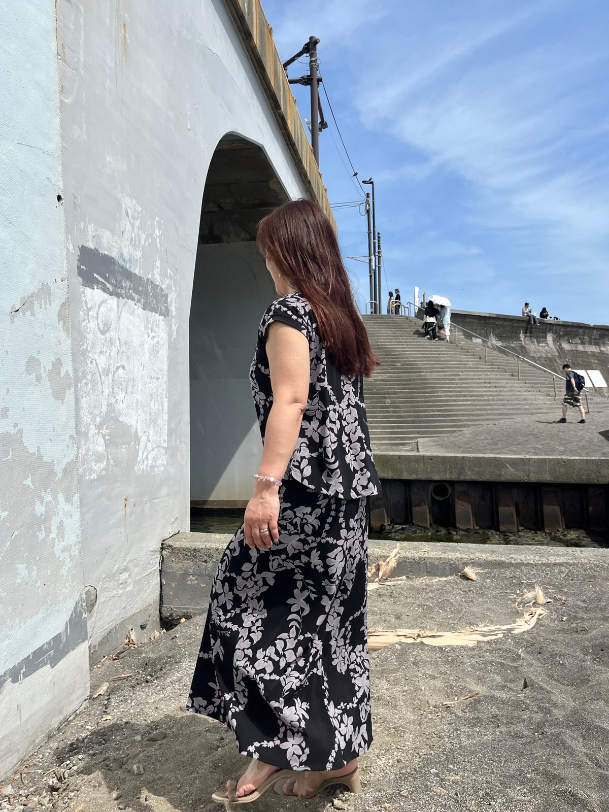 44004 ガーデニアピカケレイ柄ベアジョーゼットVネックトップス | Pikake