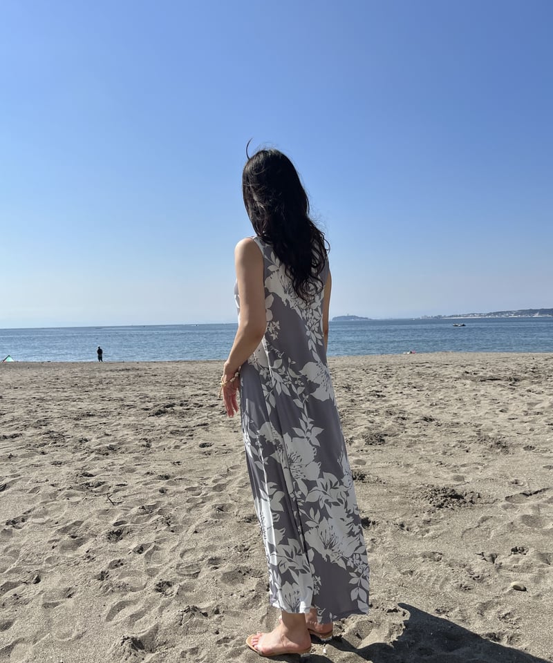 84313 マグノリア柄Aラインワンピース | Pikake