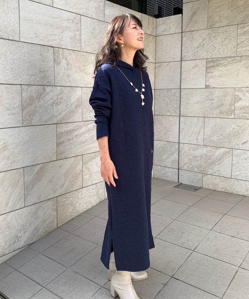 14305 ダイヤキルト柄キルティングフーディドワンピース | Pikake