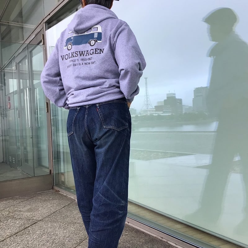 VW T1 BUS 裏毛フルジップパーカー DVW6305M | SUN & WEARGARAGE