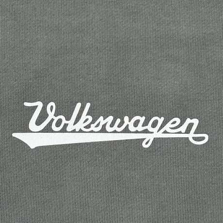 VW 裏毛プルパーカー　DRIVEN　BY　FUN　DVW6304M